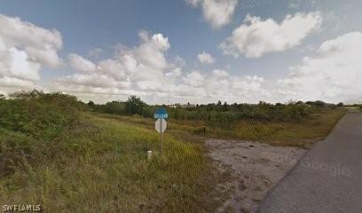4703 Diane Ave., Lehigh Acres, FL 33976