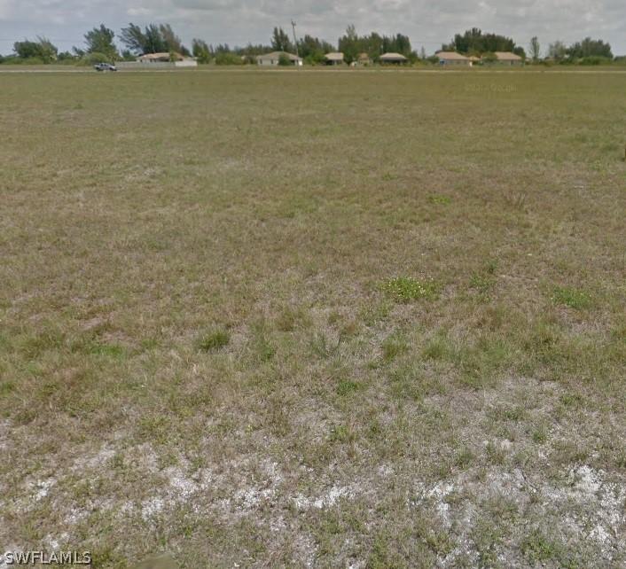 1017 NW 32nd Pl., Cape Coral, FL 33993