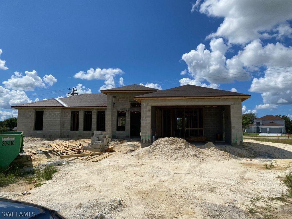 2 NE 3rd Ln., Cape Coral, FL 33909