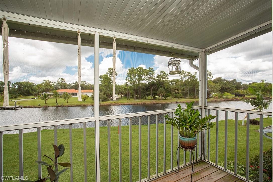 1582 Trafalgar Ln. #C-202, Naples, FL