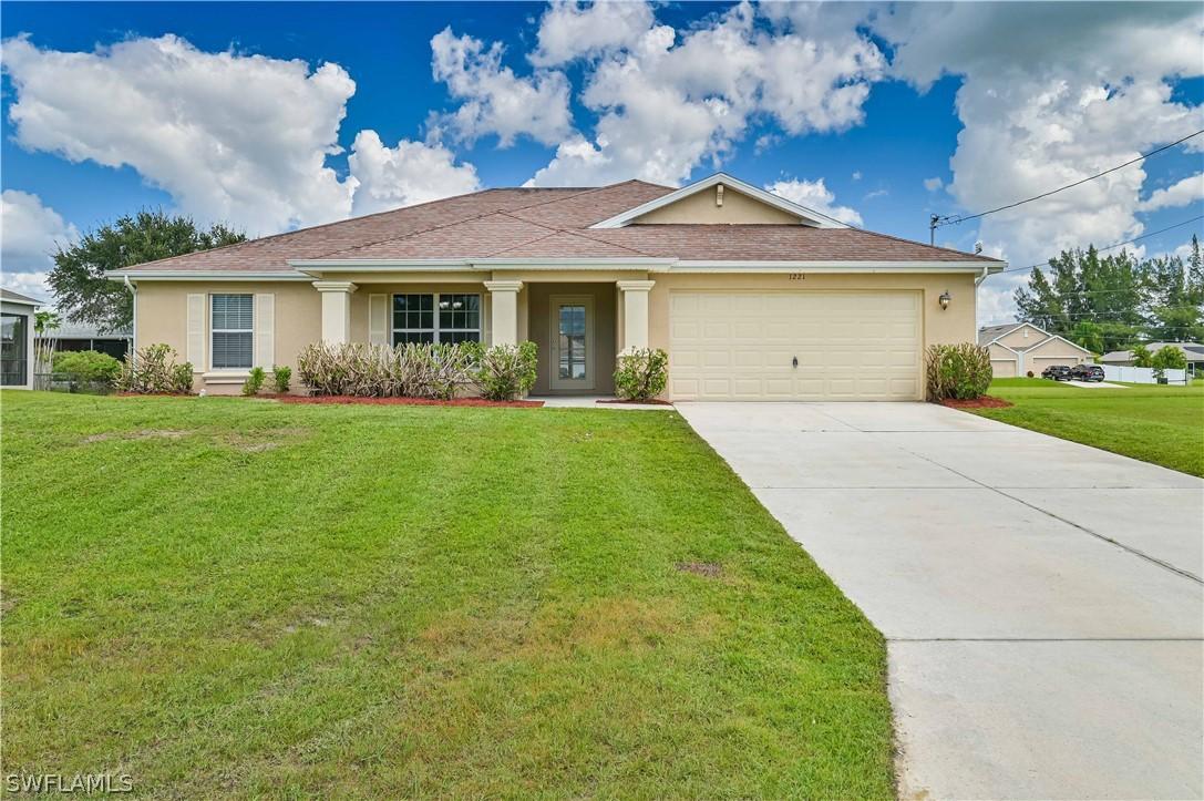 1221 NW 25th Pl., Cape Coral, FL 33993