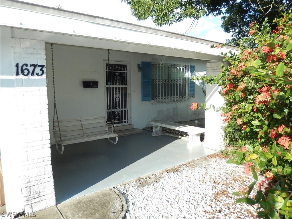 1673 Ricardo Ave., Fort Myers, FL 33901