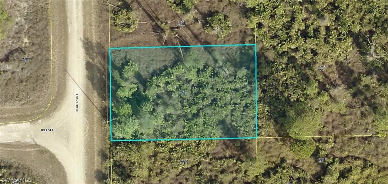 545 Beach Ave., Lehigh Acres, FL 33974