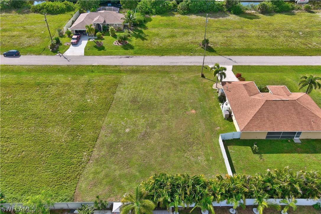 25 SW 22nd Ave., Cape Coral, FL 33991