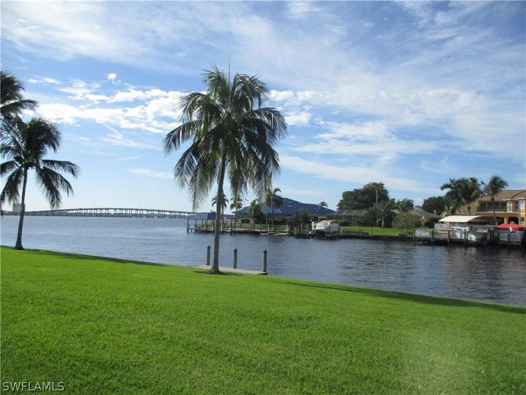 4280 SE 20th Pl. #303, Cape Coral, FL 33904