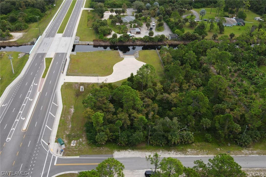 70 22nd St., Naples, FL 34117