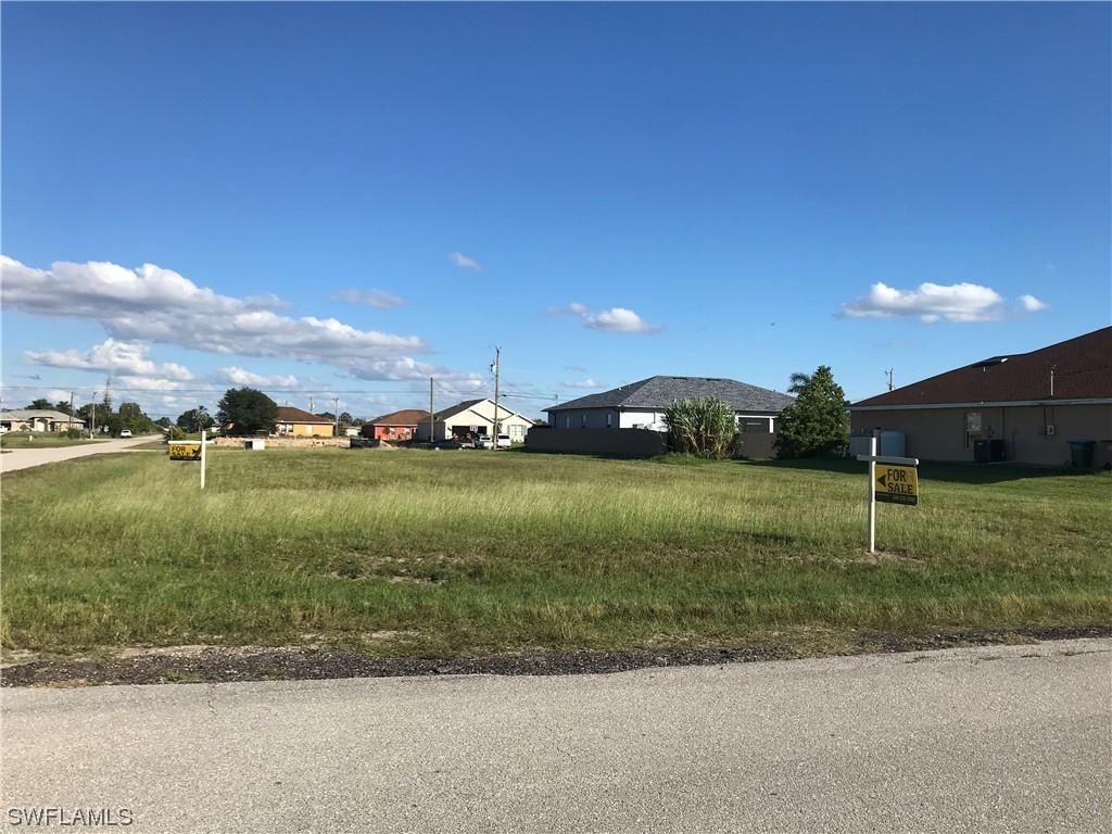 1107 NW 9th Ave., Cape Coral, FL 33993