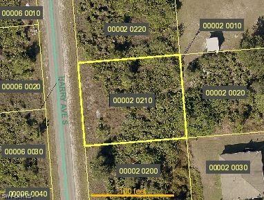 105 Harry Ave., Lehigh Acres, FL 33973