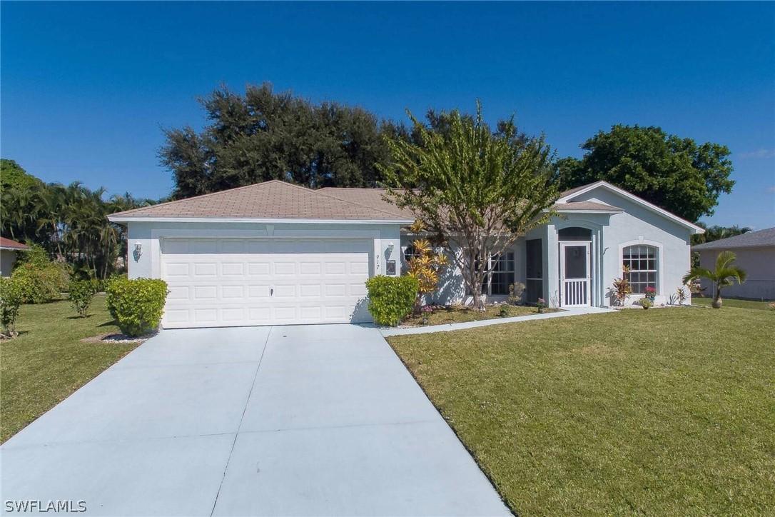 917 SE 32nd Ter., Cape Coral, FL 33904