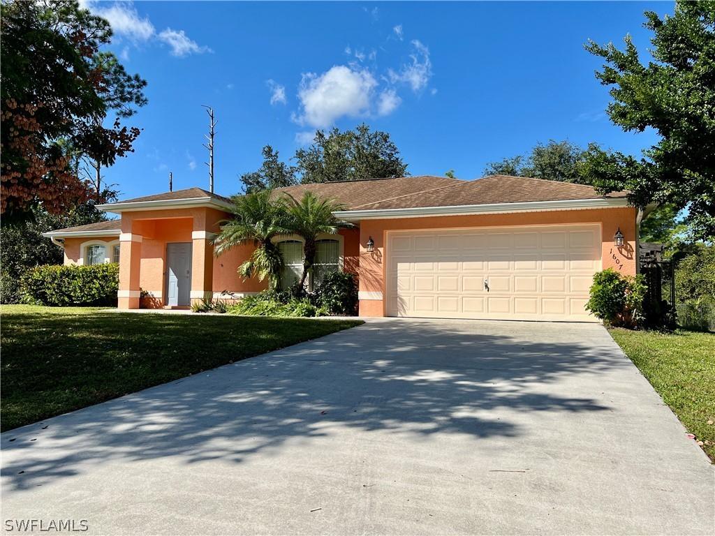 1607 Oak Ave., Lehigh Acres, FL 33972