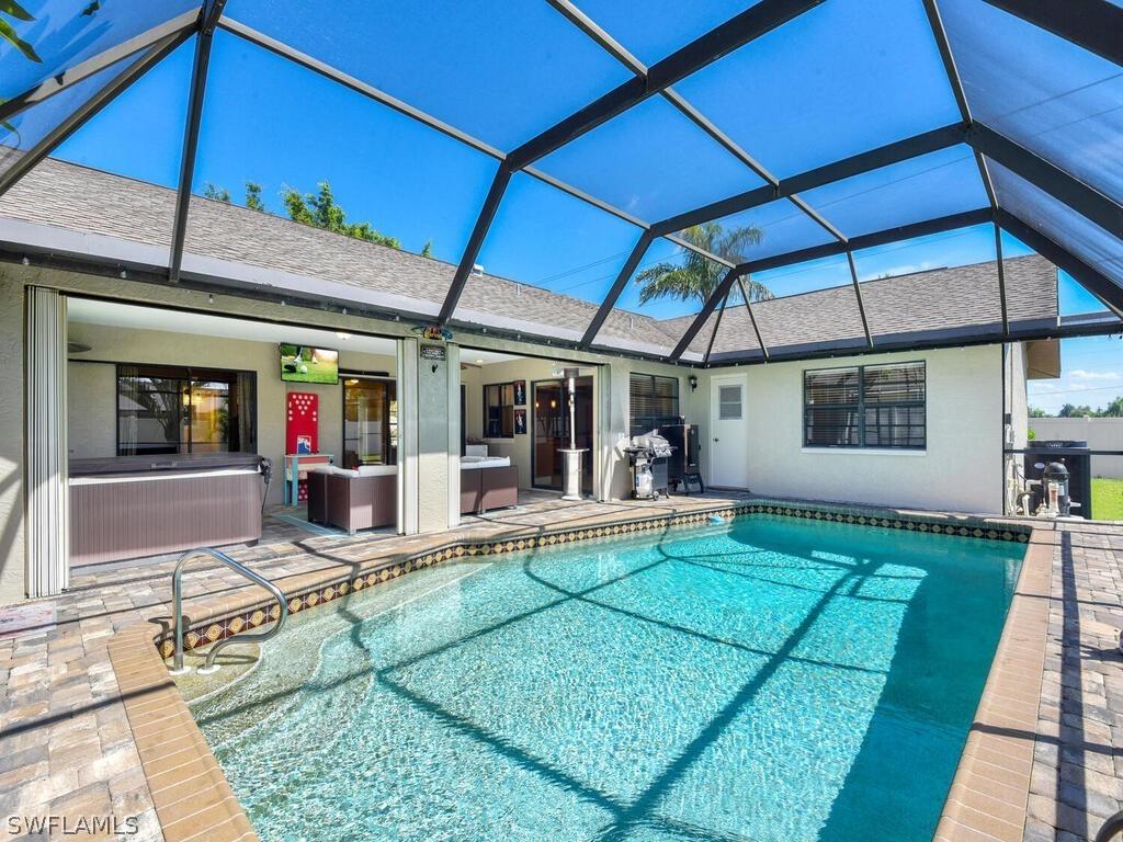 402 SW 37th Ln., Cape Coral, FL 33914