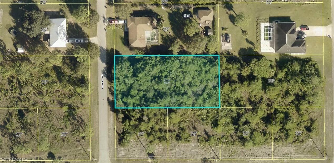 1002 Robert Ave., Lehigh Acres, FL 33936