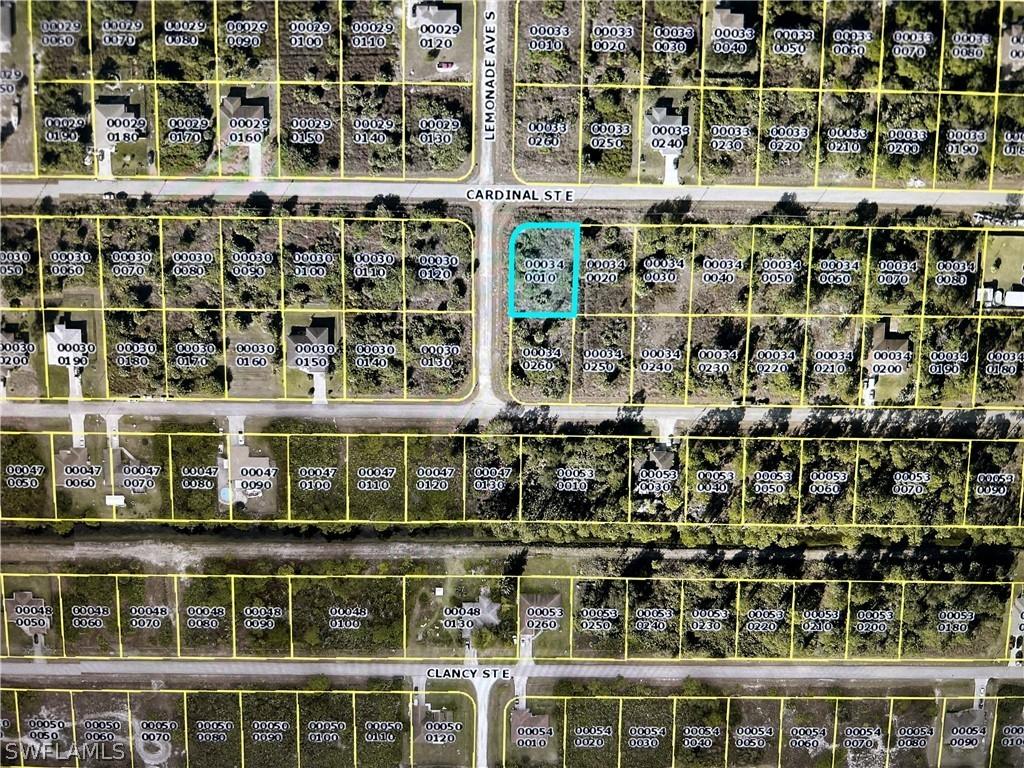 738 Cardinal St., Lehigh Acres, FL 33974