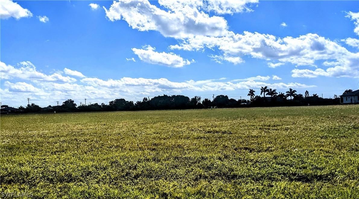 346 Diplomat Pkwy., Cape Coral, FL 33909