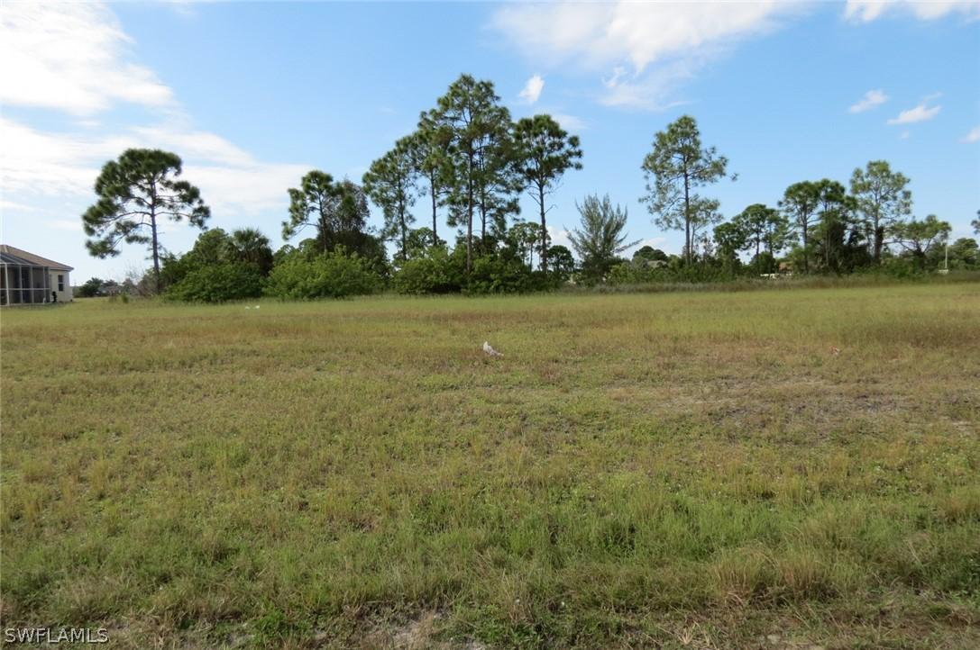 2512 NW 27th Pl., Cape Coral, FL 33993