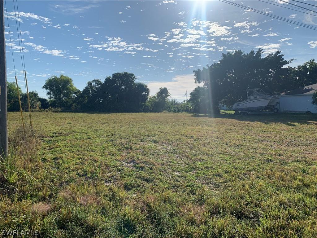 111 NW 19th Pl., Cape Coral, FL 33993