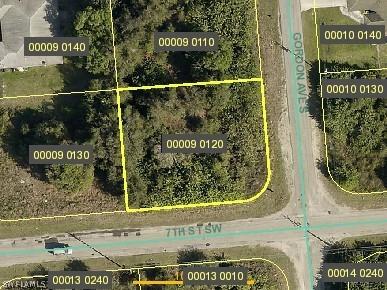 344 Gordon Ave., Lehigh Acres, FL 33973