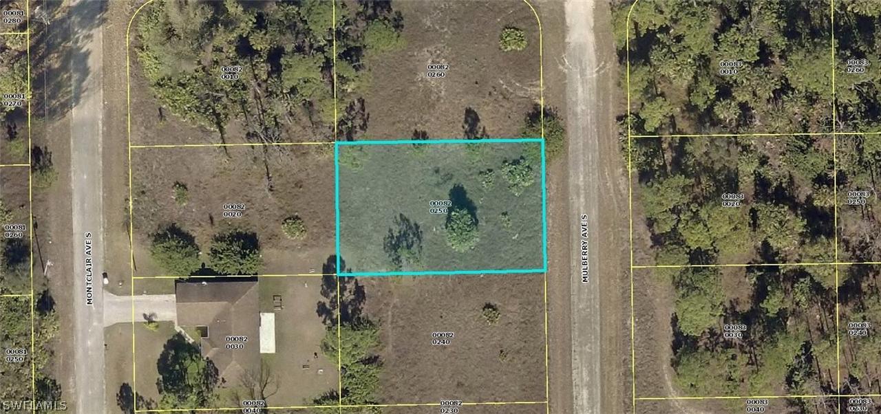 636 Mulberry Ave., Lehigh Acres, FL 33974