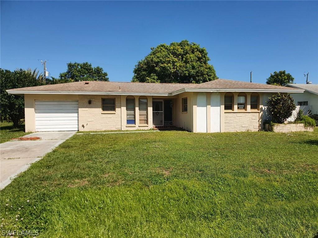 1435 SE 33rd Ter., Cape Coral, FL 33904