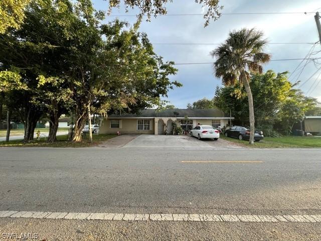 10920/22 Goodwin St., Bonita Springs, FL 34135