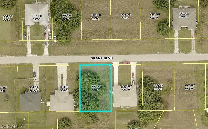 348/350 Grant Blvd., Lehigh Acres, FL 33974