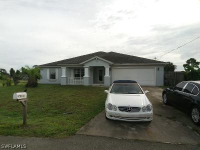 702 Yvonne Ave., Lehigh Acres, FL 33971