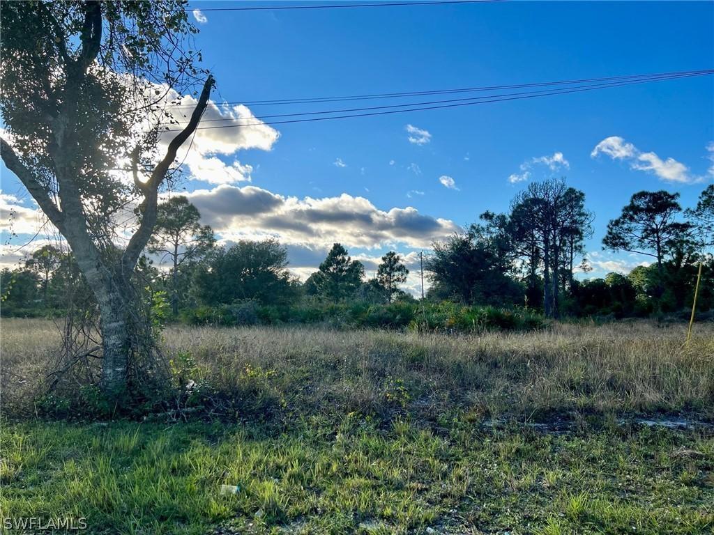378/380 Bell Blvd., Lehigh Acres, FL 33974