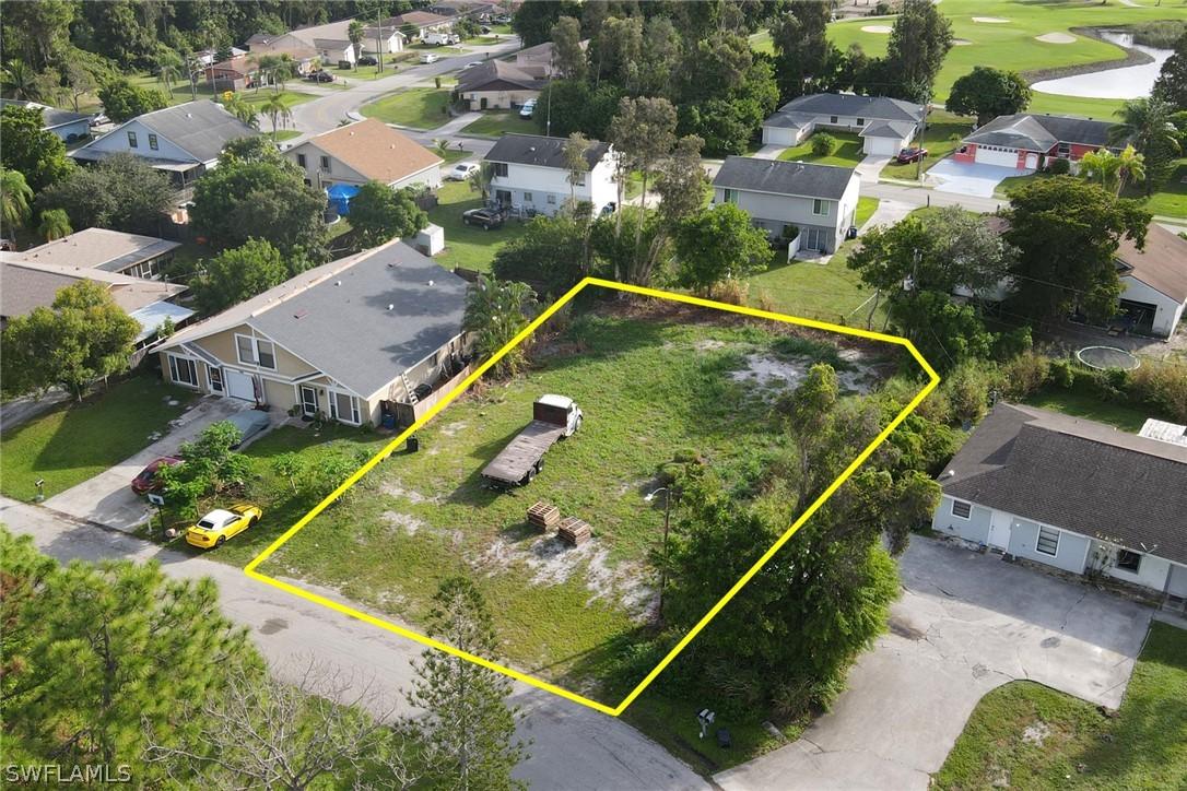 7600/7602 Carrier Rd., Fort Myers, FL 33967