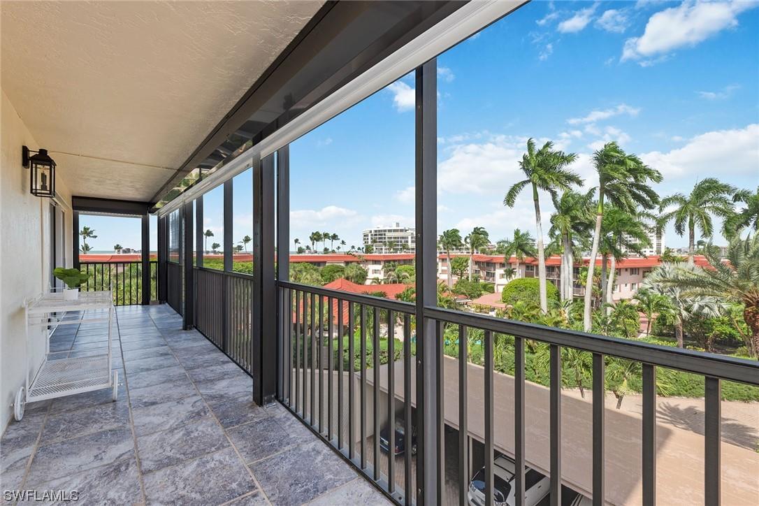 2170 Gulf Shore Blvd. #44W, Naples, FL 34102