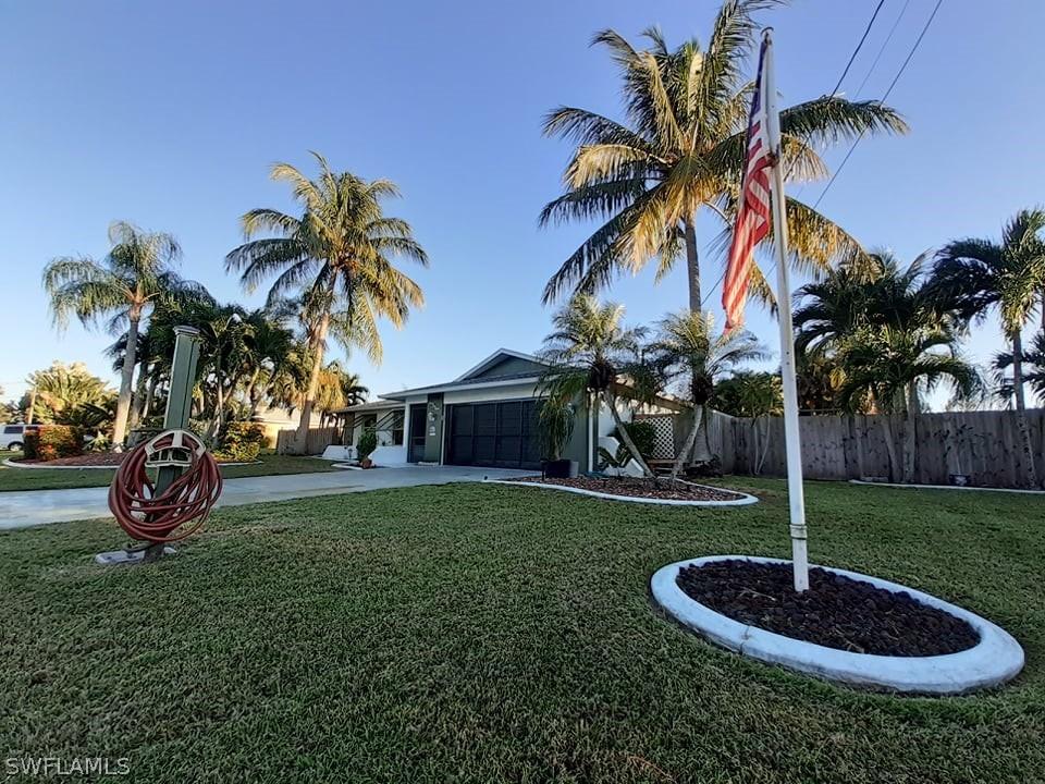 2318 SE 16th St., Cape Coral, FL 33990