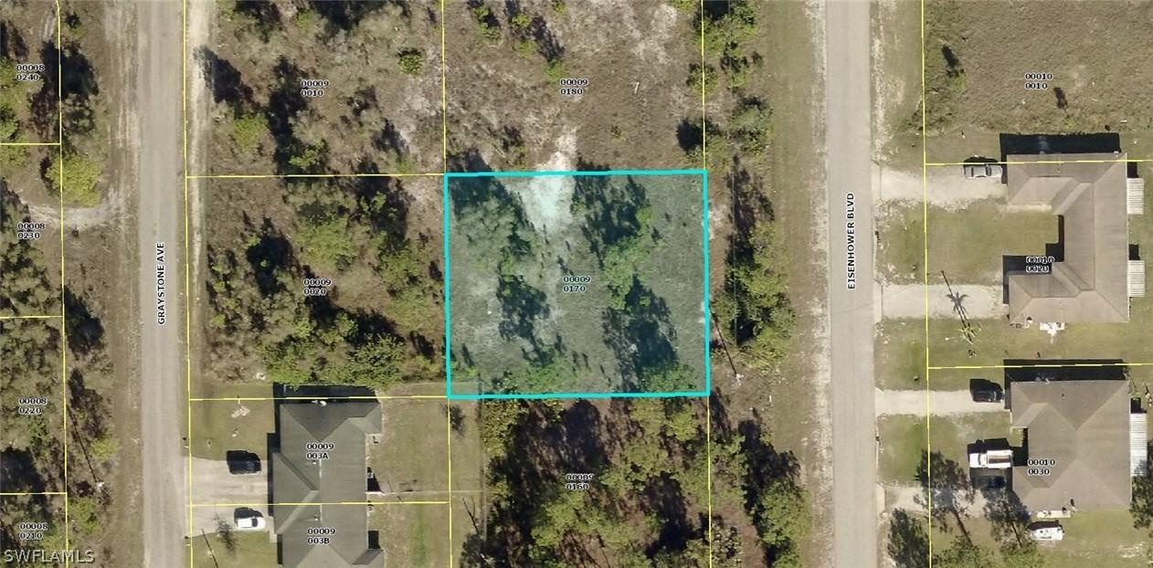 908 Eisenhower Blvd., Lehigh Acres, FL 33974