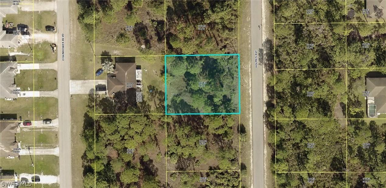 868 Holmes Ave., Lehigh Acres, FL 33974