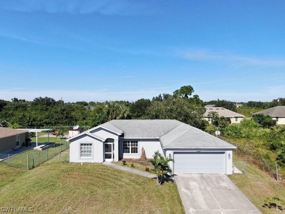3712 27th St., Lehigh Acres, FL 33976