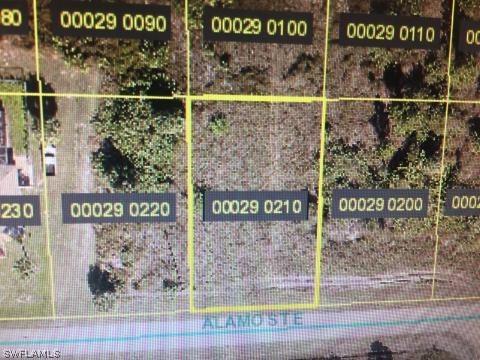 755 Alamo St., Lehigh Acres, FL 33974