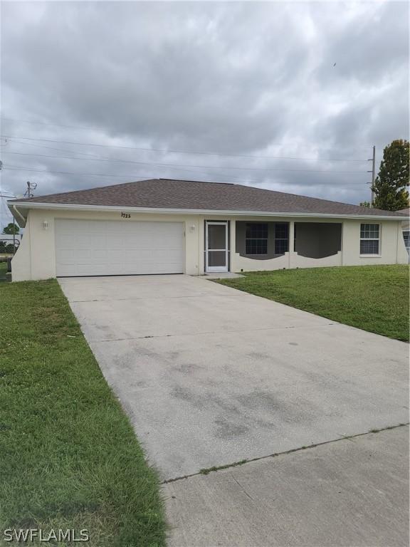 1725 SW Santa Barbara Pl., Cape Coral, FL 33991