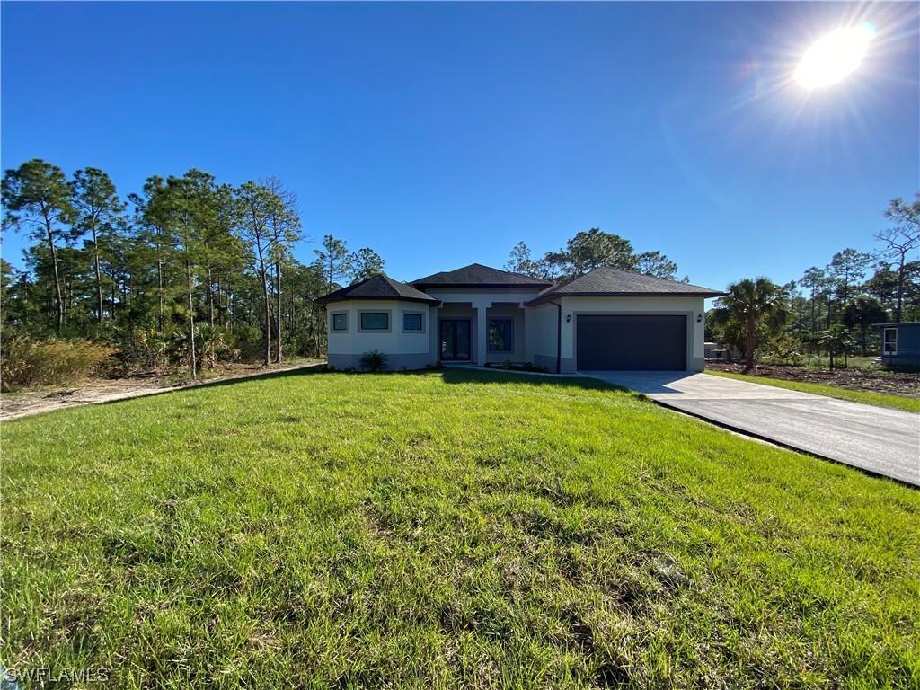 4586 14th St., Naples, FL 34120