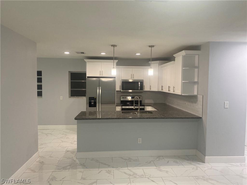 9949 Birr St., Fort Myers, FL 33919