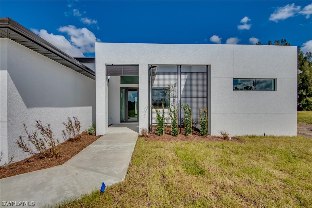 1131 NE 2nd Pl., Cape Coral, FL 33909