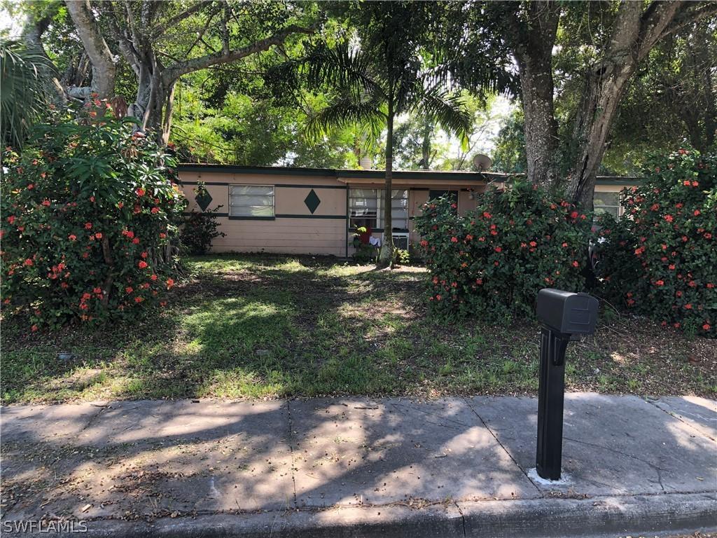 3504 Lantana St., Fort Myers, FL 33916