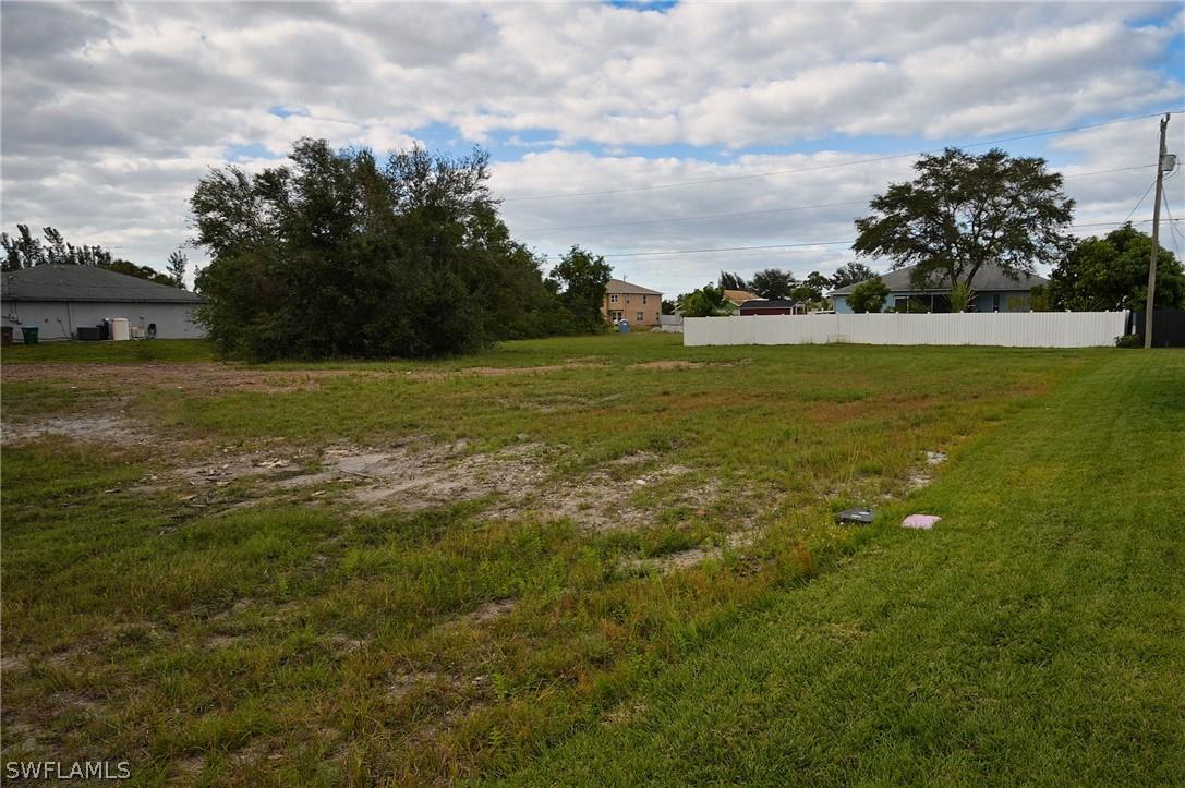 505 NW 4th Ter., Cape Coral, FL 33993