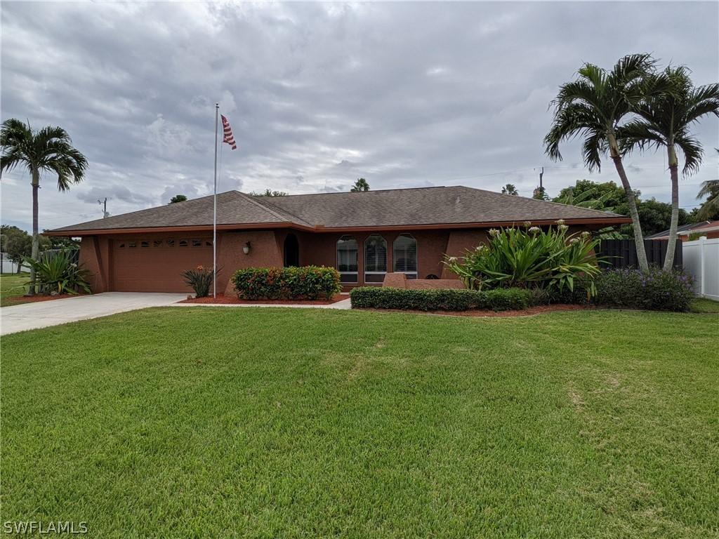 1124 SE 33rd Ter., Cape Coral, FL 33904