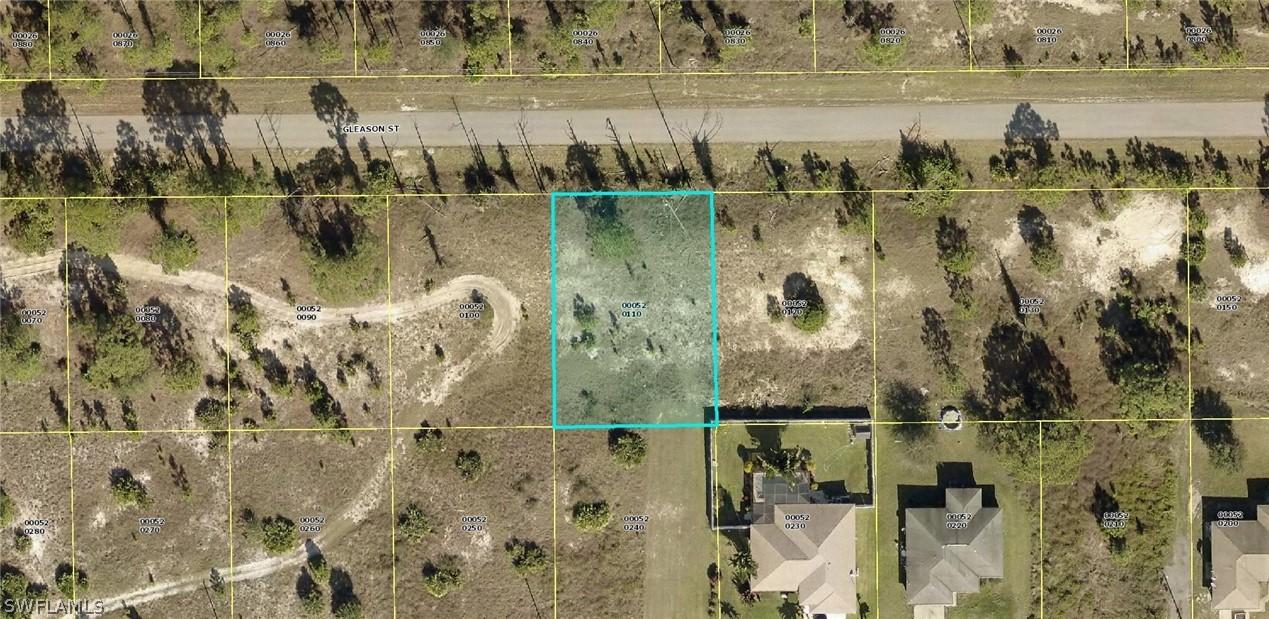 976 Gleason St., Lehigh Acres, FL 33974