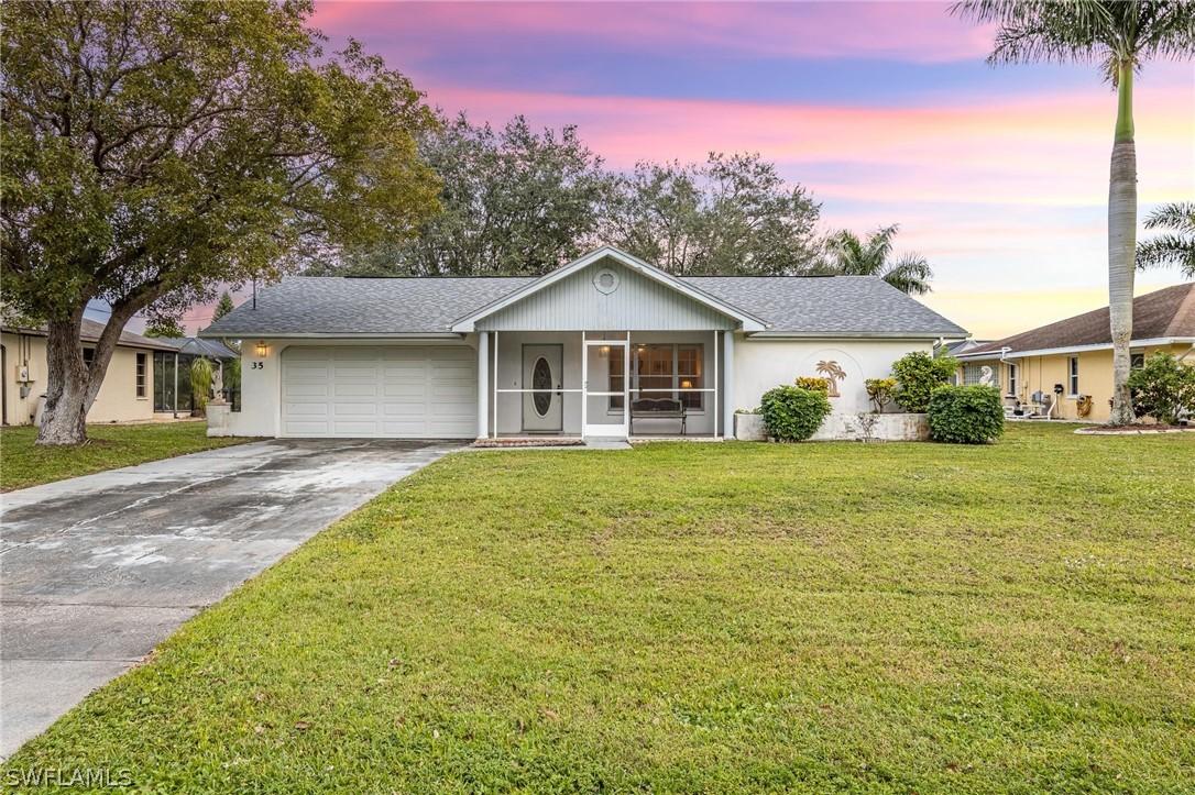 35 SE 20th Ct., Cape Coral, FL 33990
