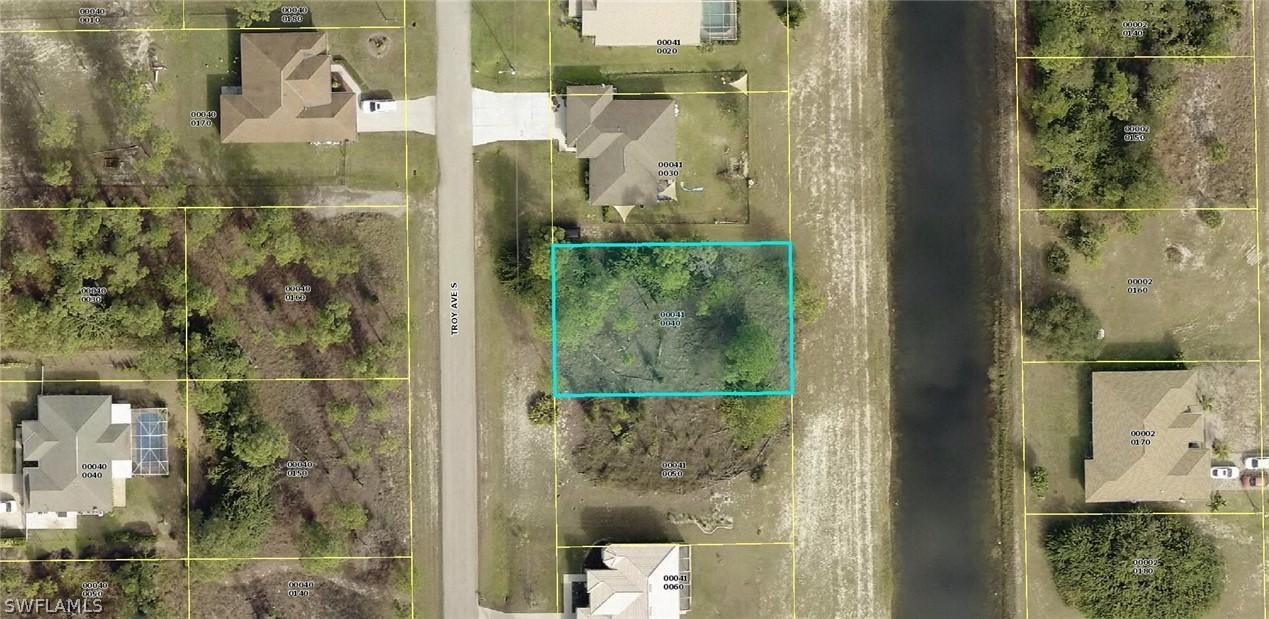 731 Troy Ave., Lehigh Acres, FL 33974