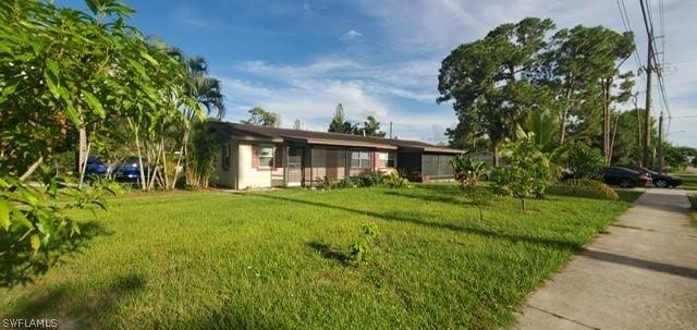 2705 Grand Ave., Fort Myers, FL 33901