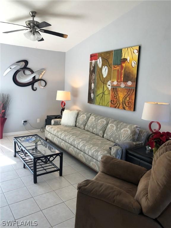 5610 Trailwinds Dr. #325, Fort Myers, FL 33907