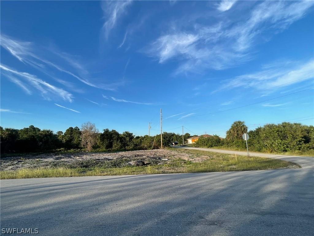 3104 Nora Ave., Lehigh Acres, FL 33971