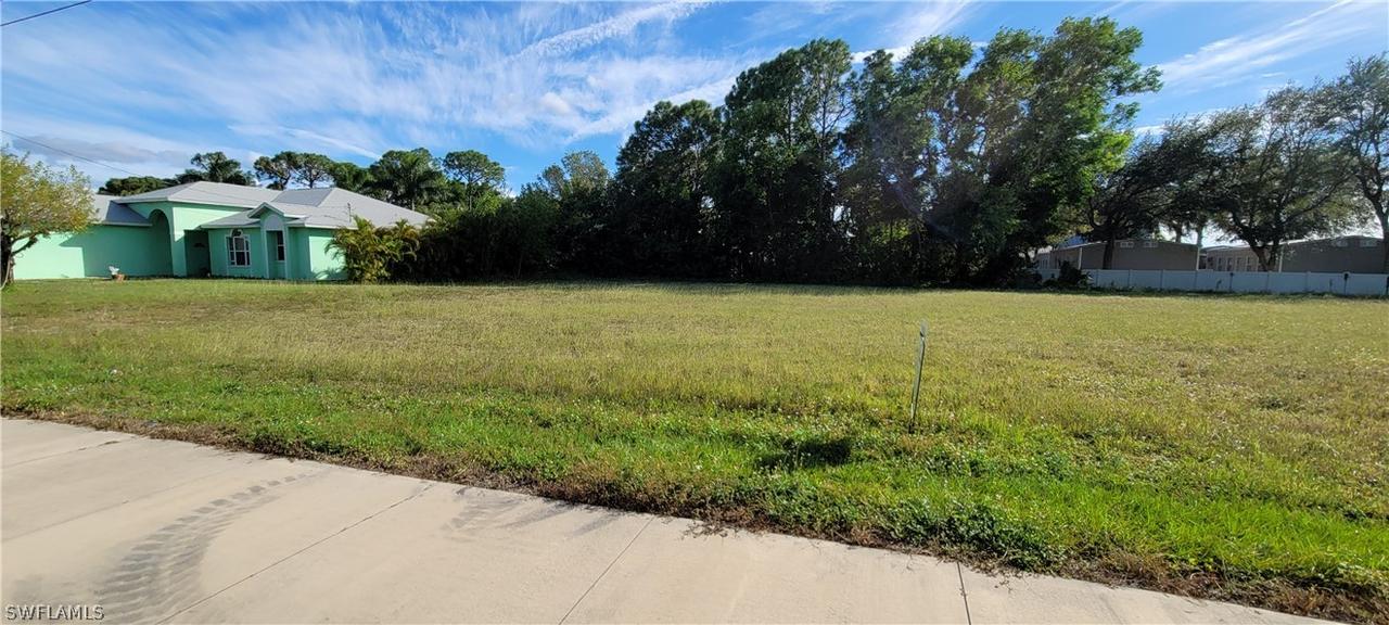 110 SE 8th St., Cape Coral, FL 33990