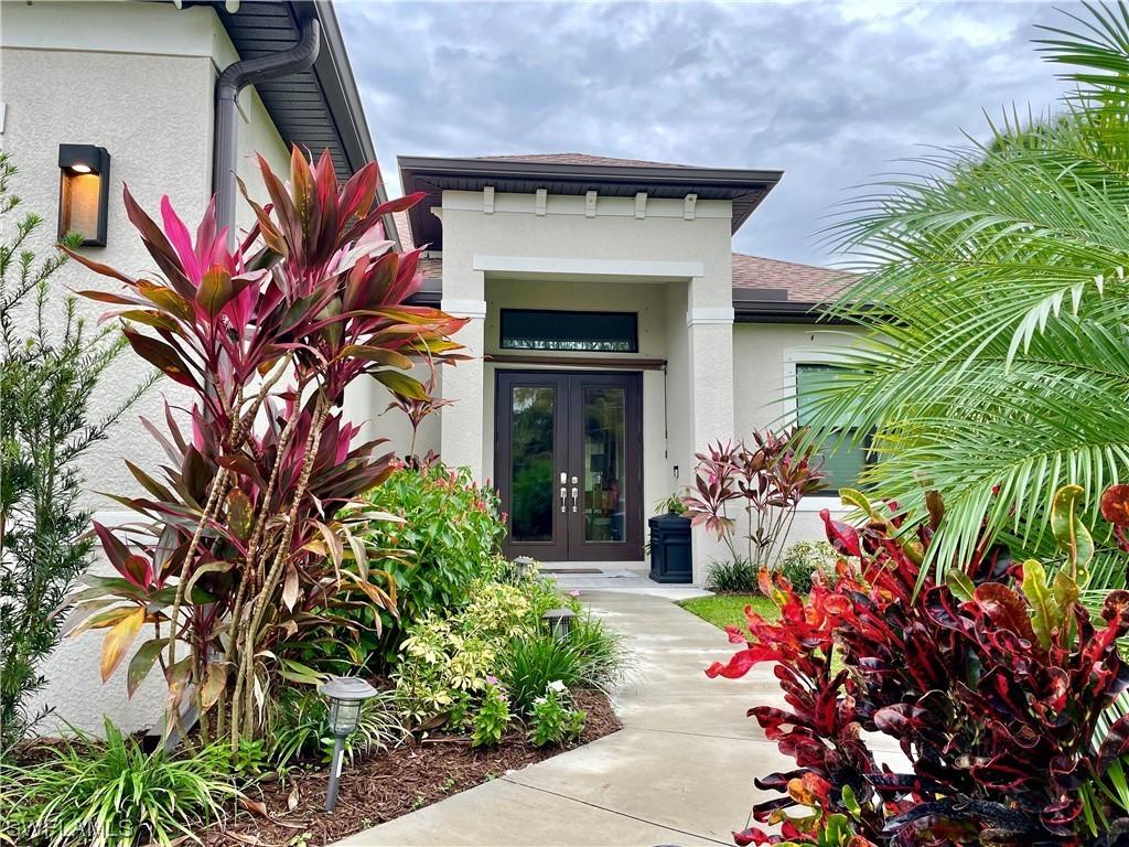 2350 Everglades Blvd., Naples, FL 34120