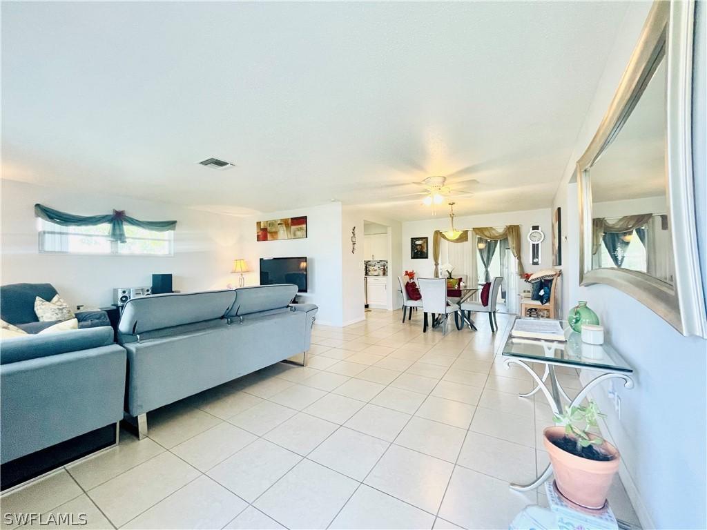 200 Rockcliff Ave., Lehigh Acres, FL 33936